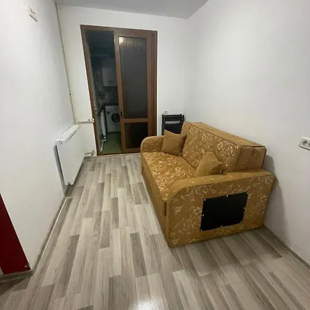 Apartament Vis A Vis De City Park Mall * 康斯坦察